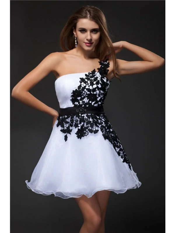 Buy Now Empire Strapless Applique Sleeveless Short Organza Cocktail Dresses