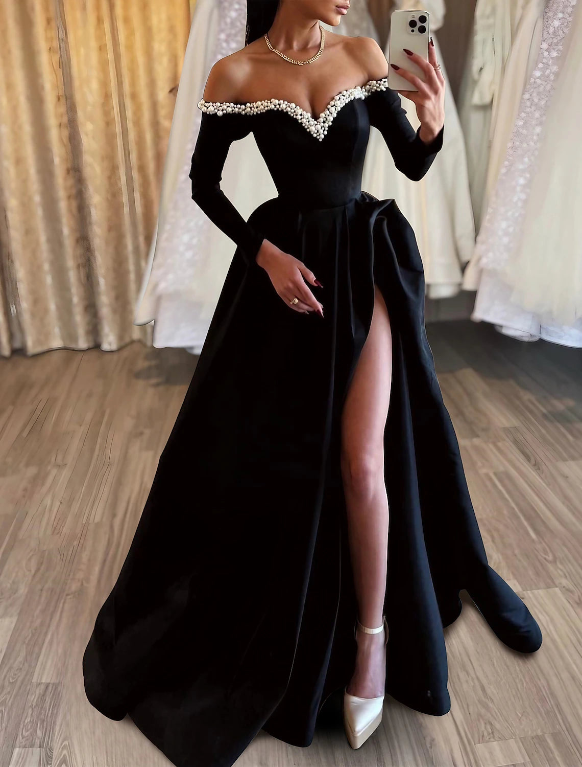 Online Exclusive A-Line Evening Gown Formal Sweep / Brush Train Long Sleeve Off Shoulder Satin with Pearls Slit 