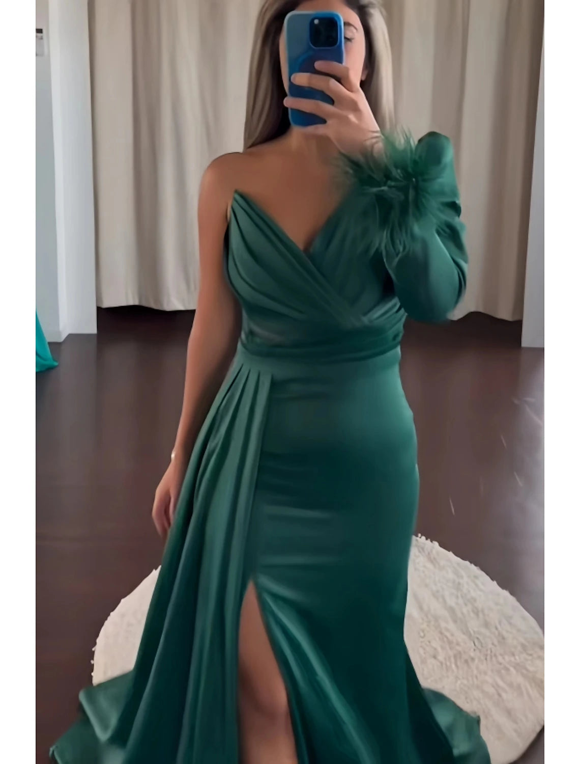 Hot Deal A-Line Evening Gown Party Dress Formal Fall Sweep / Brush Train Long Sleeve One Shoulder Satin with Feather Ruched Slit