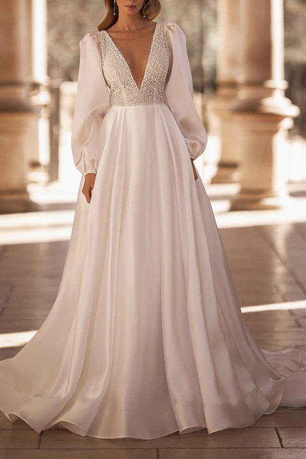 Special Buy A-shaped V-neck luxurious pearl long sleeved simple wedding dress