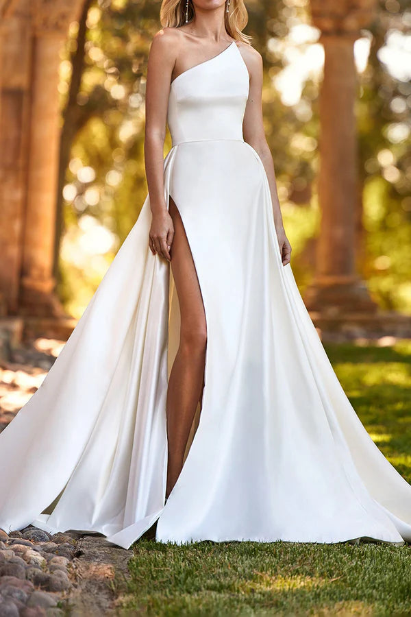 Deal Mania A-shaped single shoulder side slit satin wedding dress