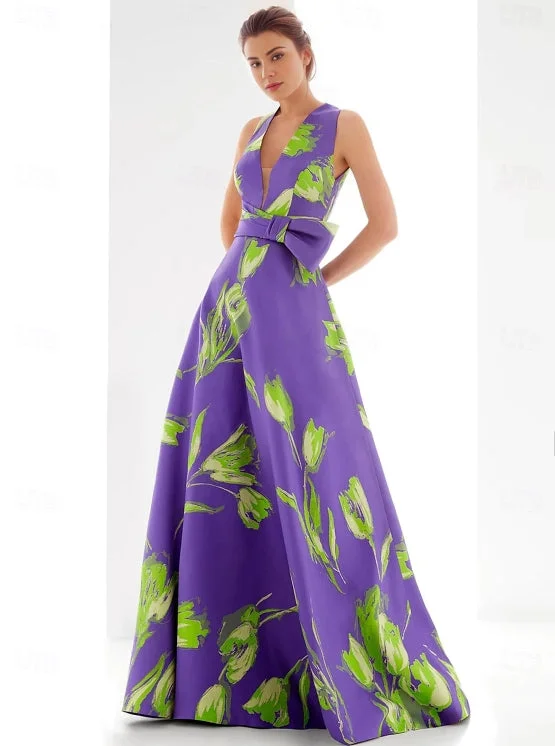 Hurry In A-Line Evening Gown Formal Floor Length Sleeveless V Neck Satin with Floral Print Bow(s) Hurry In A-Line Evening Gown Formal Floor Length Sleeveless V Neck Satin with Floral Print Bow(s)