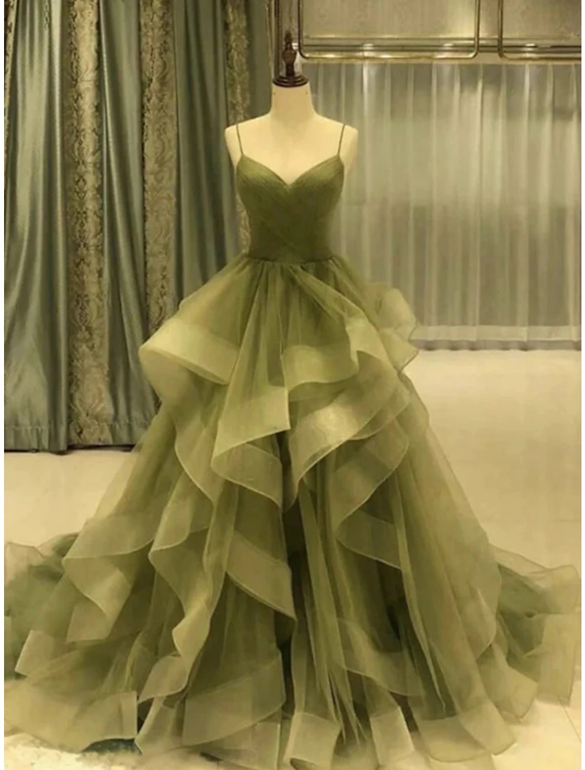Discount Deals A-Line Prom Dresses Elegant Dress Formal Court Train Red Green Dress Sleeveless Spaghetti Strap Tulle with Pleats Ruffles