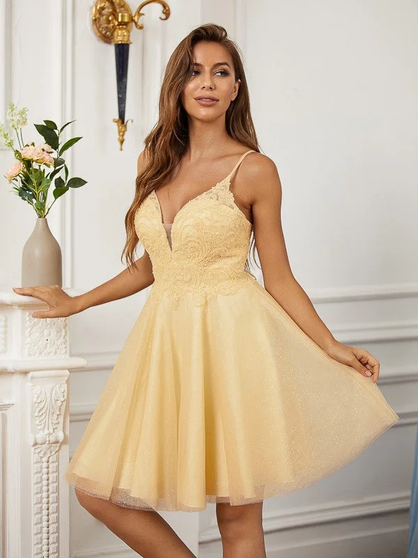 Blowout Deals A-Line/Princess Lace V-neck Sleeveless Short/Mini Dresses