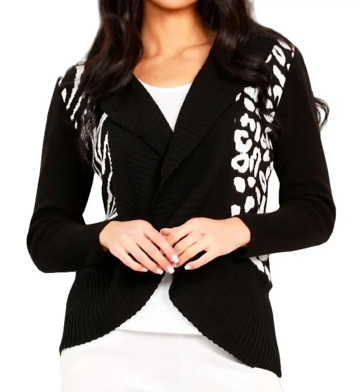 Sale Event Animal Print Signature Wrap With Pin In Black/white