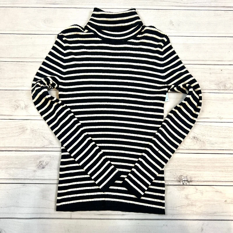 Price Blitz Sweater By 525 America  Size: M