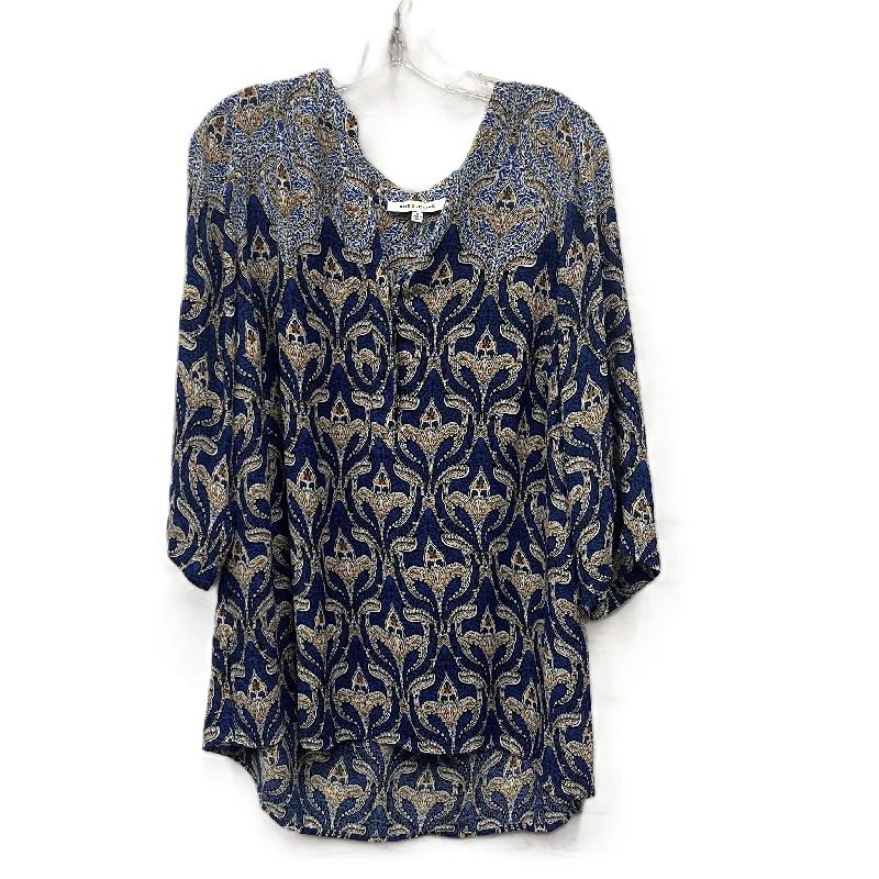 Can't Be Beat Top Long Sleeve By Rose And Olive In Blue, Size: 1x