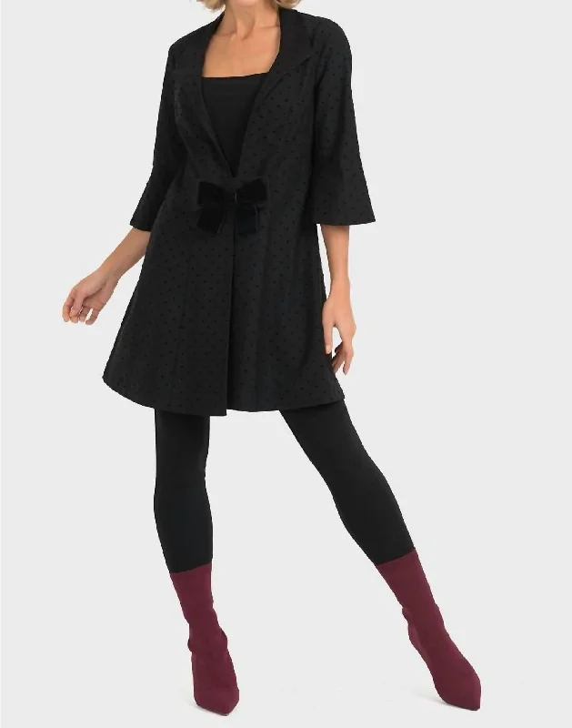 Midnight Sale Women's Coat In Black