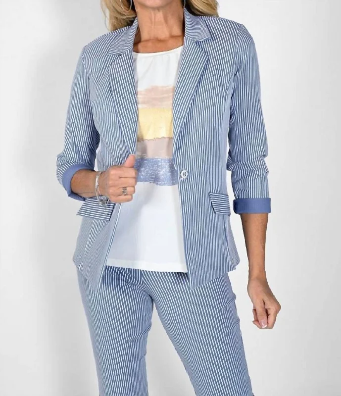 Loyalty Reward Woven Blazer In Blue/white