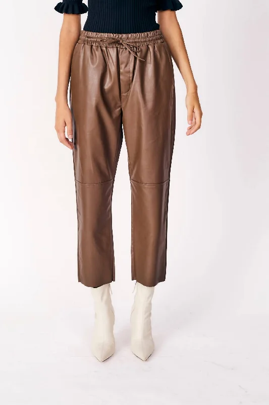 Hurry In Fleetwood Faux Leather Pants In Camel