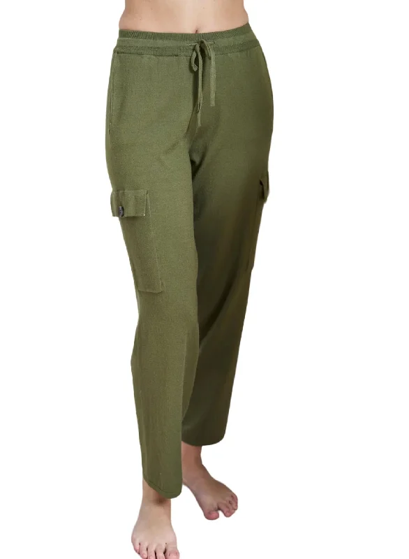 Extra Savings Knit Cargo Pant In Green