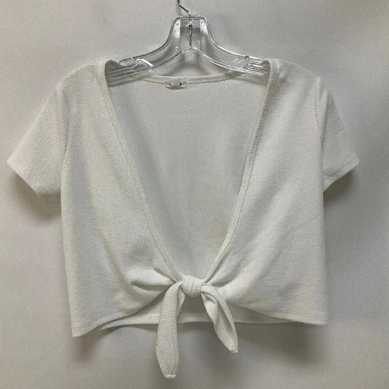 Bargain Blast Top Short Sleeve By Garage In White, Size: M